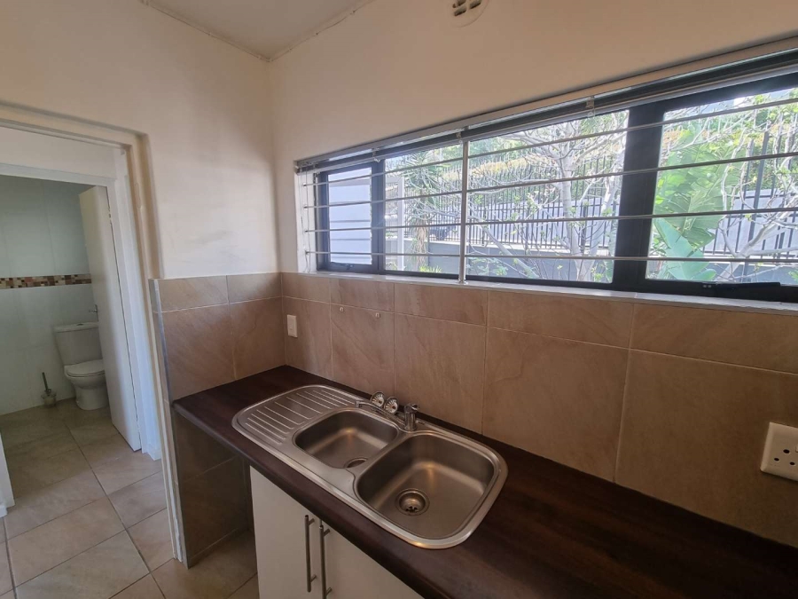 To Let 0 Bedroom Property for Rent in Sea Point Western Cape